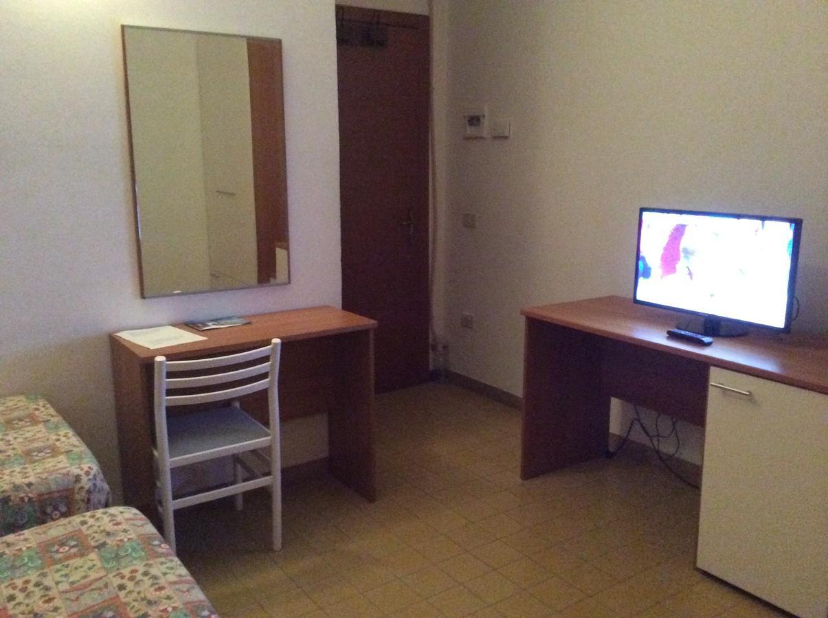 Hotel Rex Chianciano Terme Buitenkant foto