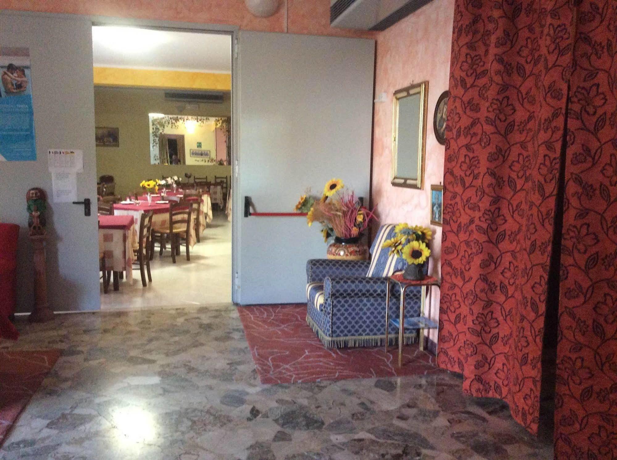 Hotel Rex Chianciano Terme Buitenkant foto