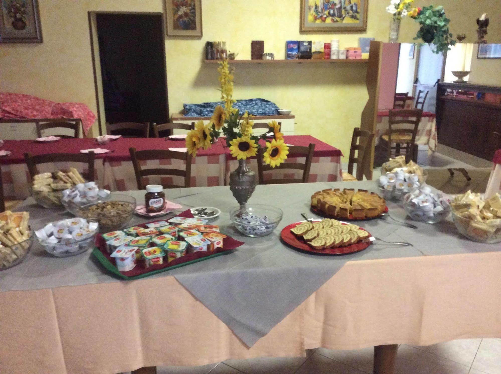 Hotel Rex Chianciano Terme Buitenkant foto